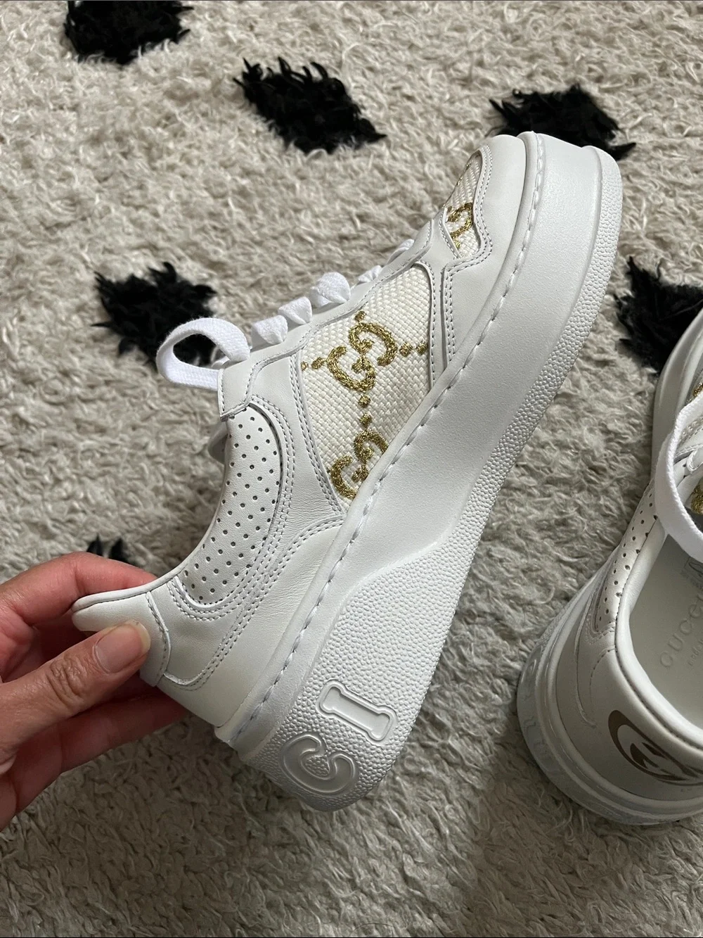 Gucci White Sneakers with Gold GG Embroidery size 6 new - Picture 11 of 14